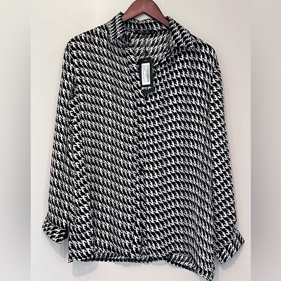Nasty Gal Tops - Nasty Gal Houndstooth Sparkle Sheer Button-Down – NWT (Size 12) ✨
